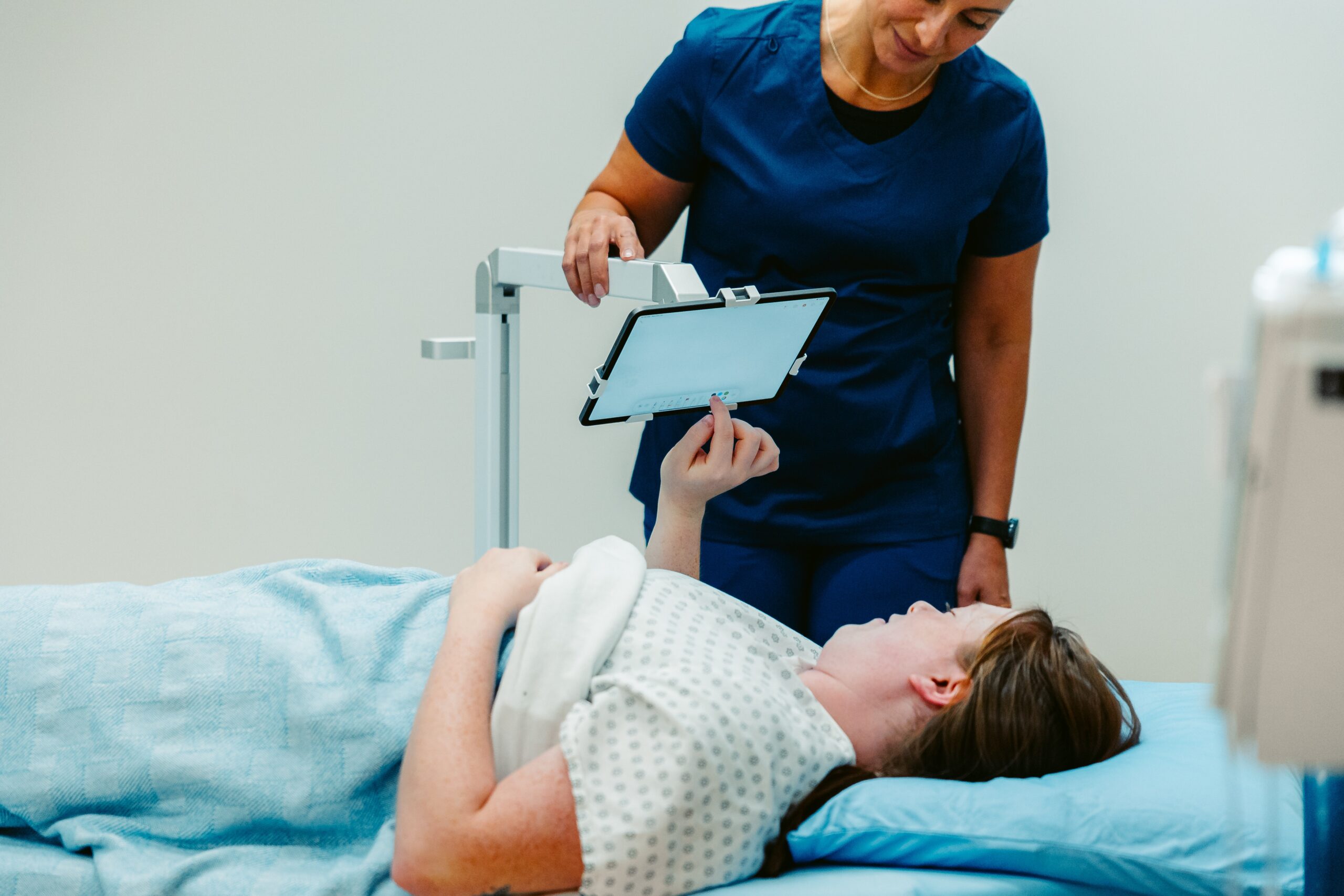Bedside_EHR-scaled-1